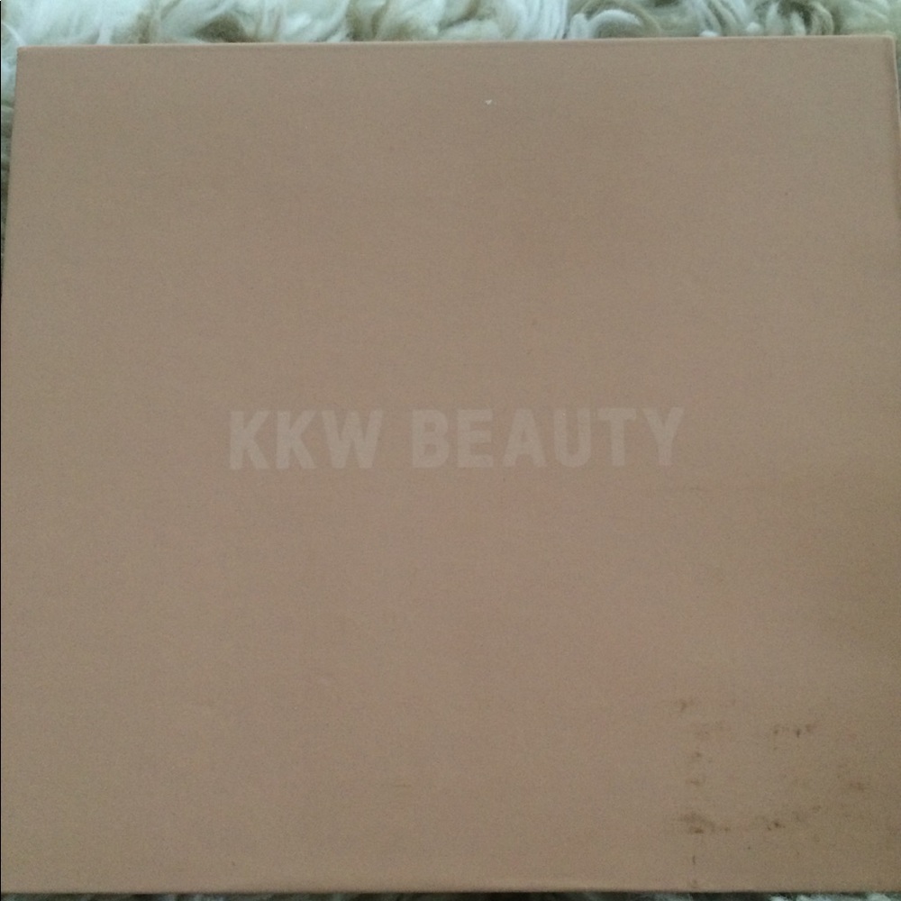 HOLD for cayuu94. KKW Beauty Powder Contour/High